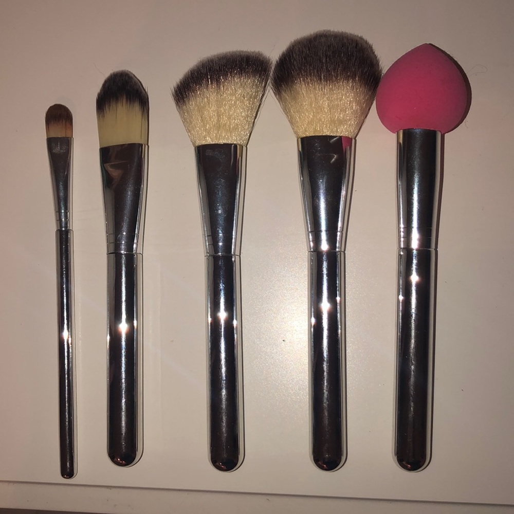 Brand New Makeup Brush Set!